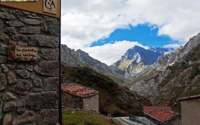 Casa Rural La Cabaña del Valleyu