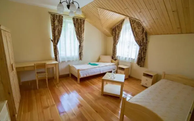 Pokrovsky Dvir