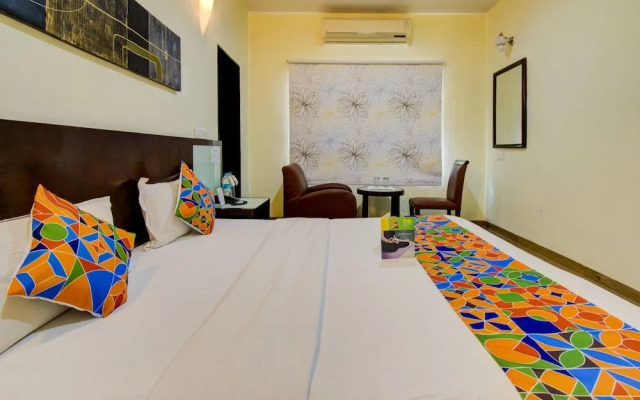 Hotel Signature By FabHotel