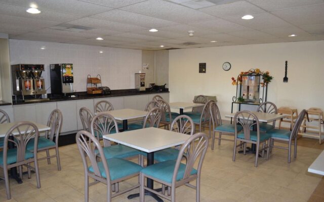 Americas Best Value Inn - Omaha