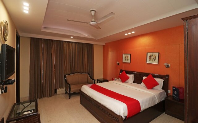 OYO 26915 Hotel North East Residency