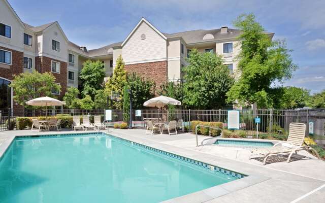 Sonesta ES Suites Portland Vancouver 41st Street
