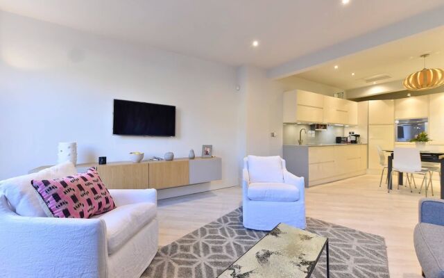 Elegant Flat 5mins Walk From Tate Britain,sleeps 4
