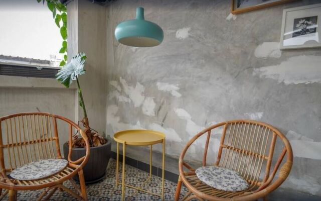 Dé Cafe & Rest House - Hostel