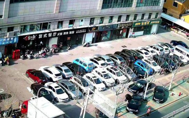 VX Hotel (Xinghua Pailou Middle Road Zheng Banqiao Former Residence)