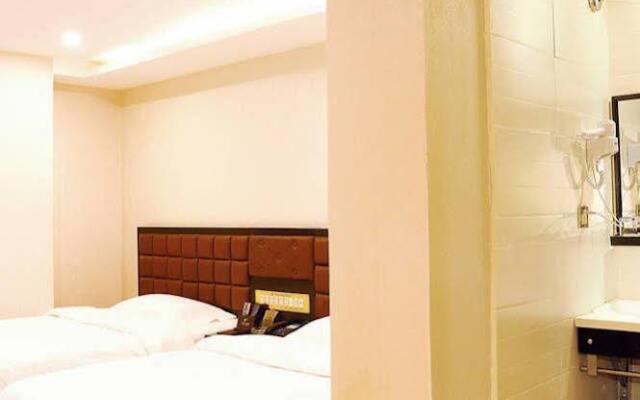 Tiecheng Hotel