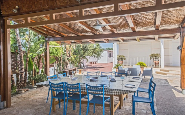 Papas Family Villa With Private Pool Wheelchair Accessible