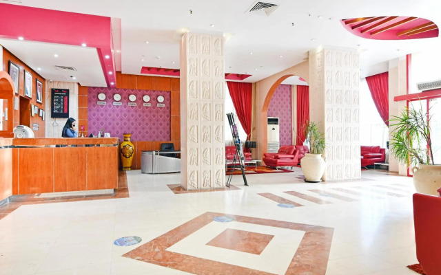 OYO 118 Revira Hotel