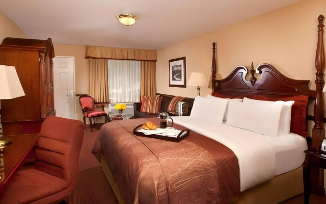 Ayres Lodge Alpine