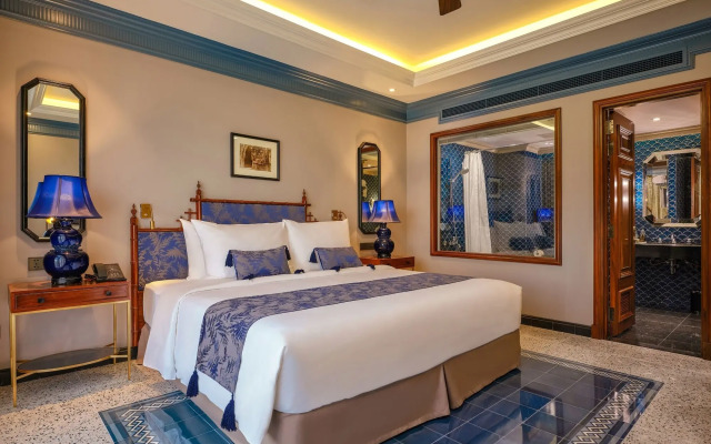 Silk Path Grand Hue Hotel