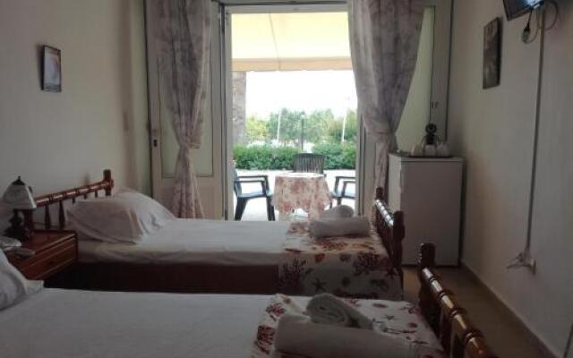 Gonatas Hotel