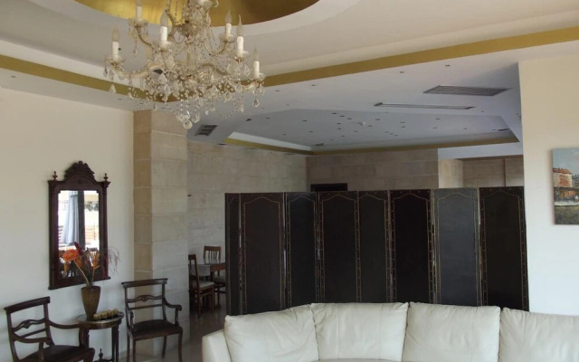 Hotel Metropole