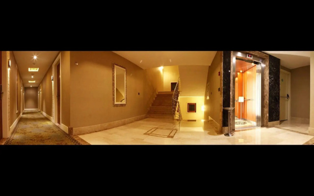 Revag Palace Hotel