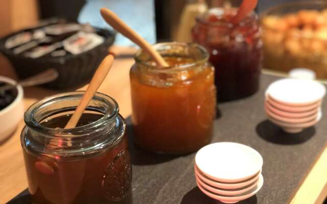 Kyriad Limoges Centre - Gare - Atrium