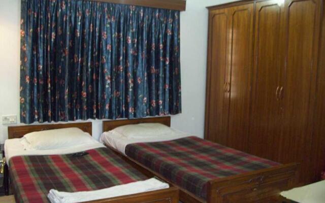 Rupkatha Guest House, AE-240 Sector 1