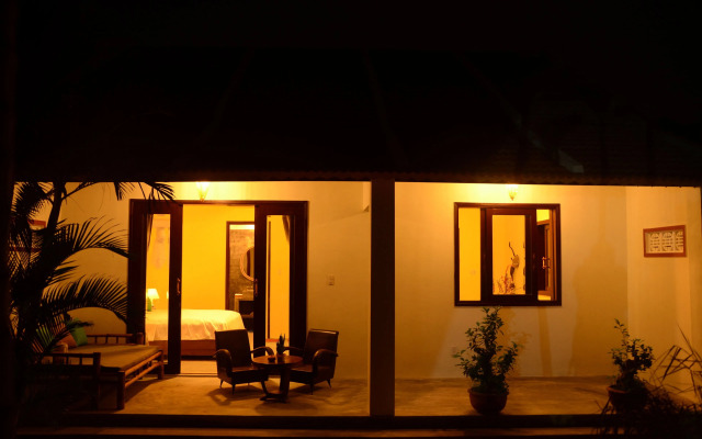 Red Flower Cottages Homestay