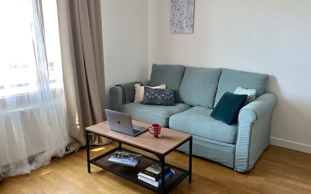 Family/modern 4 People With Netflix -15 min Walk From Center