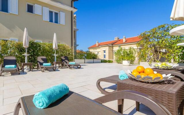 Luxury Apartments Villa Mande