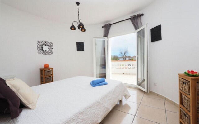 354-casa al Canal,amarres, Piscina