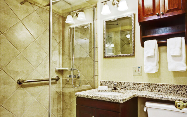 Club Wyndham Avenue Plaza