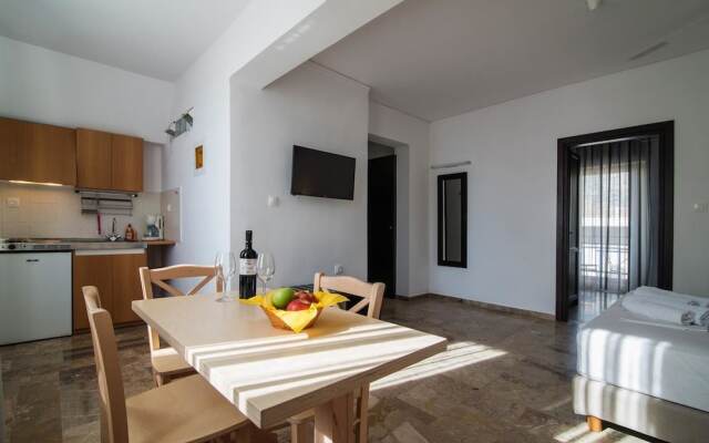 Polydoros Hotel Apartments