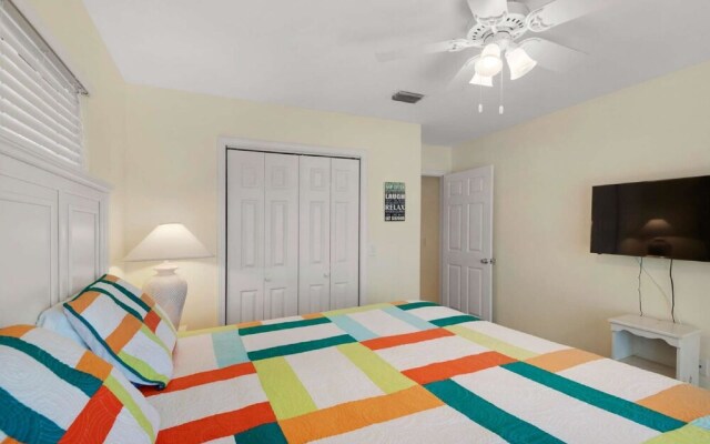 Barefoot Beach Retreat 3 Bedroom Apartment