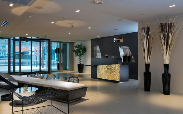 Melia Paris La Defense