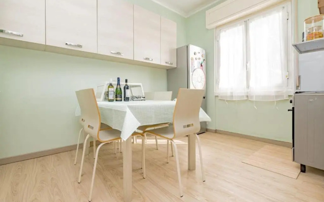 Bright & Cozy Home - City Center