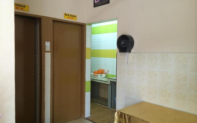 OYO 1190 Nice Stay Hotel