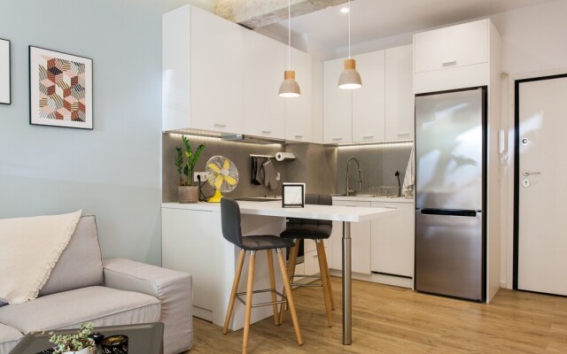 Kifissia Central Stylish Fresh 1 Bedroom Apartment near Metro