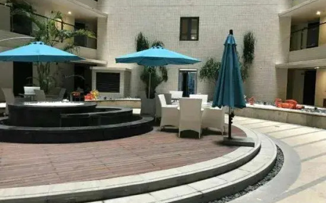 Youjianhai Holiday Apartment (Hailing Island Agile Gold Coast Branch)