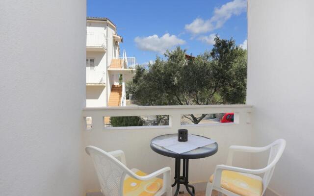 Family friendly seaside apartments Sevid, Trogir - 19105