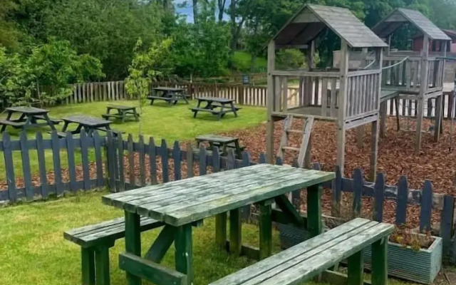 Newburgh Inn