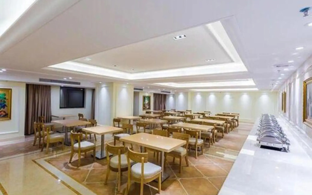 Yiwo Apartment (Zhanjiang Wanda Plaza Branch)