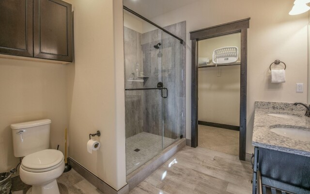 Alders 54 Outpost Dr