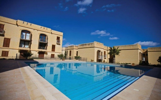 Harbour Views Gozitan Villa + Shared Pool