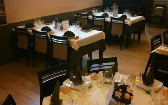 Hostal Restaurante Lugano