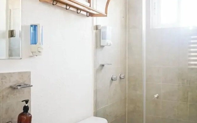 Cozy Apartment Poliforum AC
