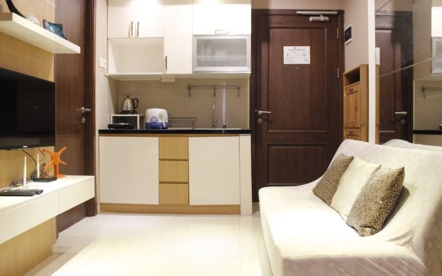 Homey and Tranquil 2BR Apartment at Galeri Ciumbuleuit 2
