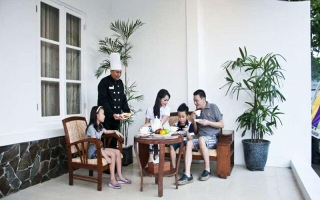 Ipienk House