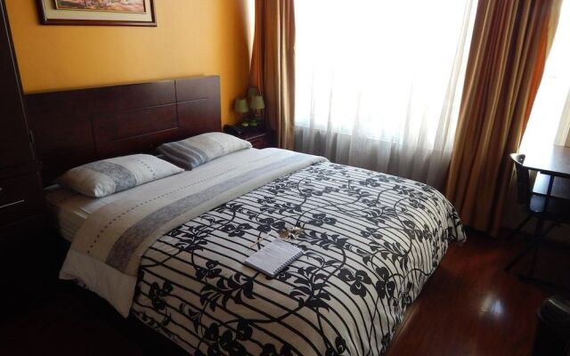 Hostal El Roble