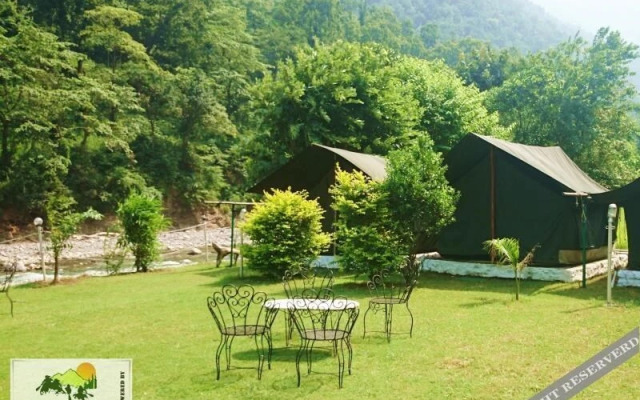 Rendezvous Rafter Camp
