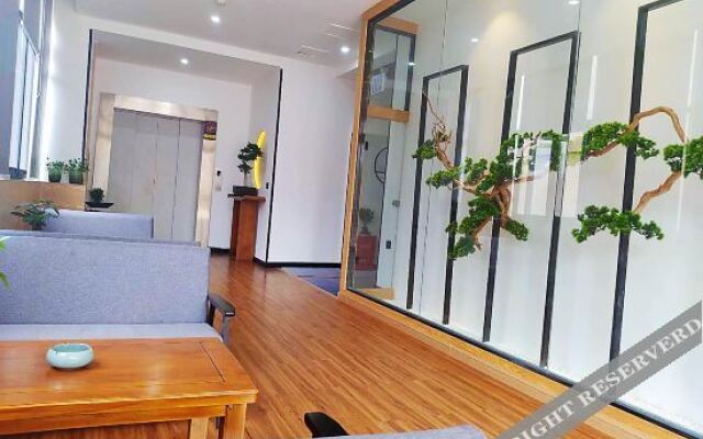 Tianyi Journey Hotel (Zhoukou Huaiyang Aquarium)