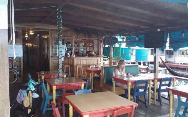 Hotel Olas