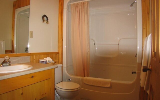Cavendish Corner Motel Inn