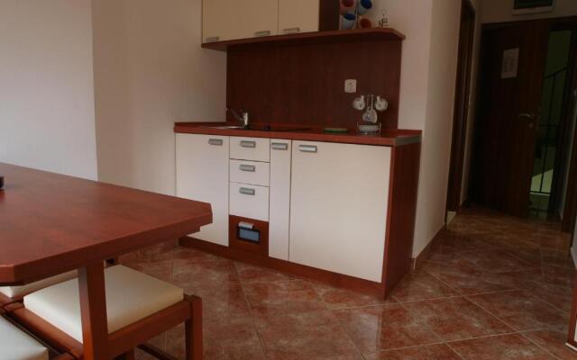 Apartments Laništa Dragović