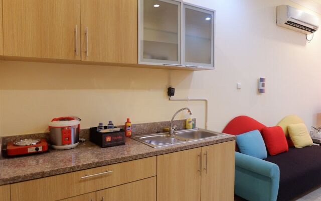 Homey The Bellezza Apartment