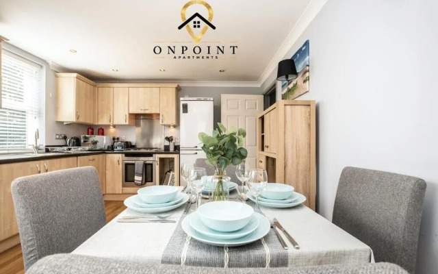 FANTASTIC Duplex 2 Bed Apt-PARKING