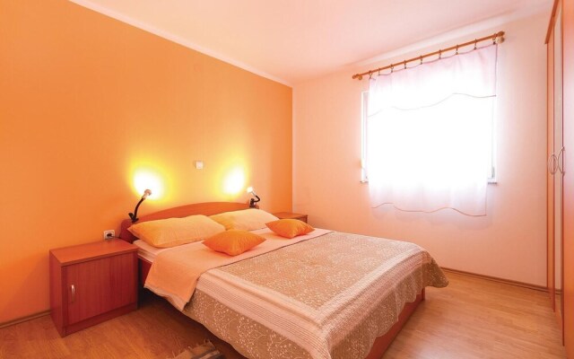 Beautiful Home in Betiga With Wifi and 4 Bedrooms