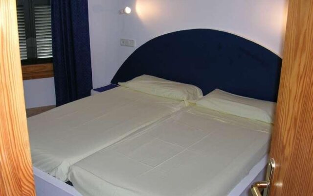 Apartamentos Azul Playa